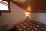 _lv_images__lot_0001060020_13_19040481
