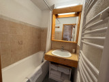 _lv_images__lot_0001700209_08_19071149
