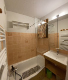 _lv_images__lot_0100000013_03_18708901