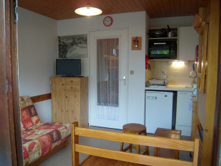 163a