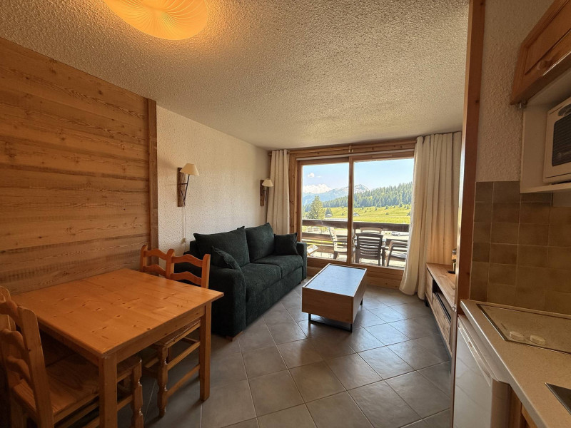 _lv_images__lot_0001700209_02_19018969